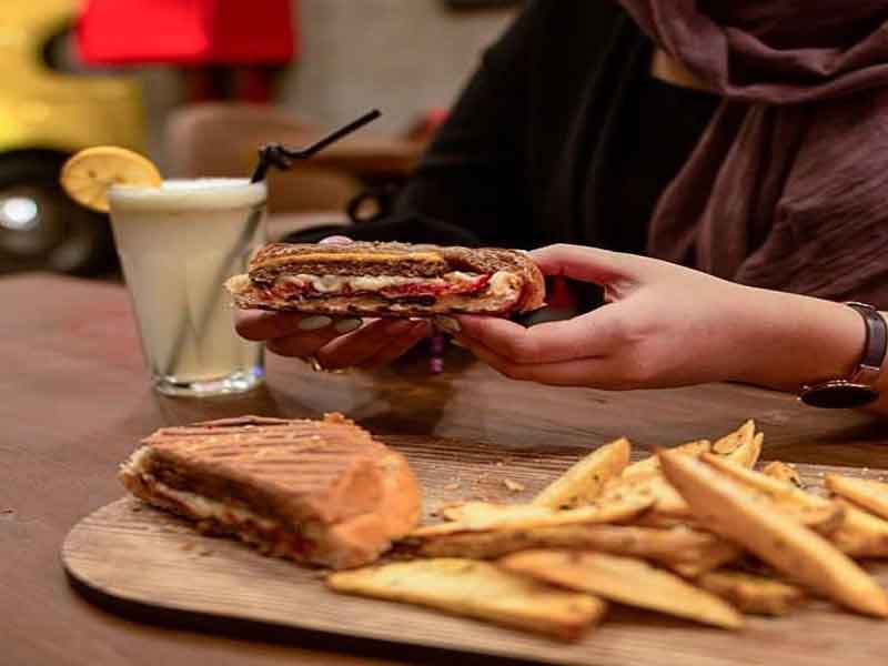 تصویر پروفایل کافه گردو - متخصص حقوقی در تهران